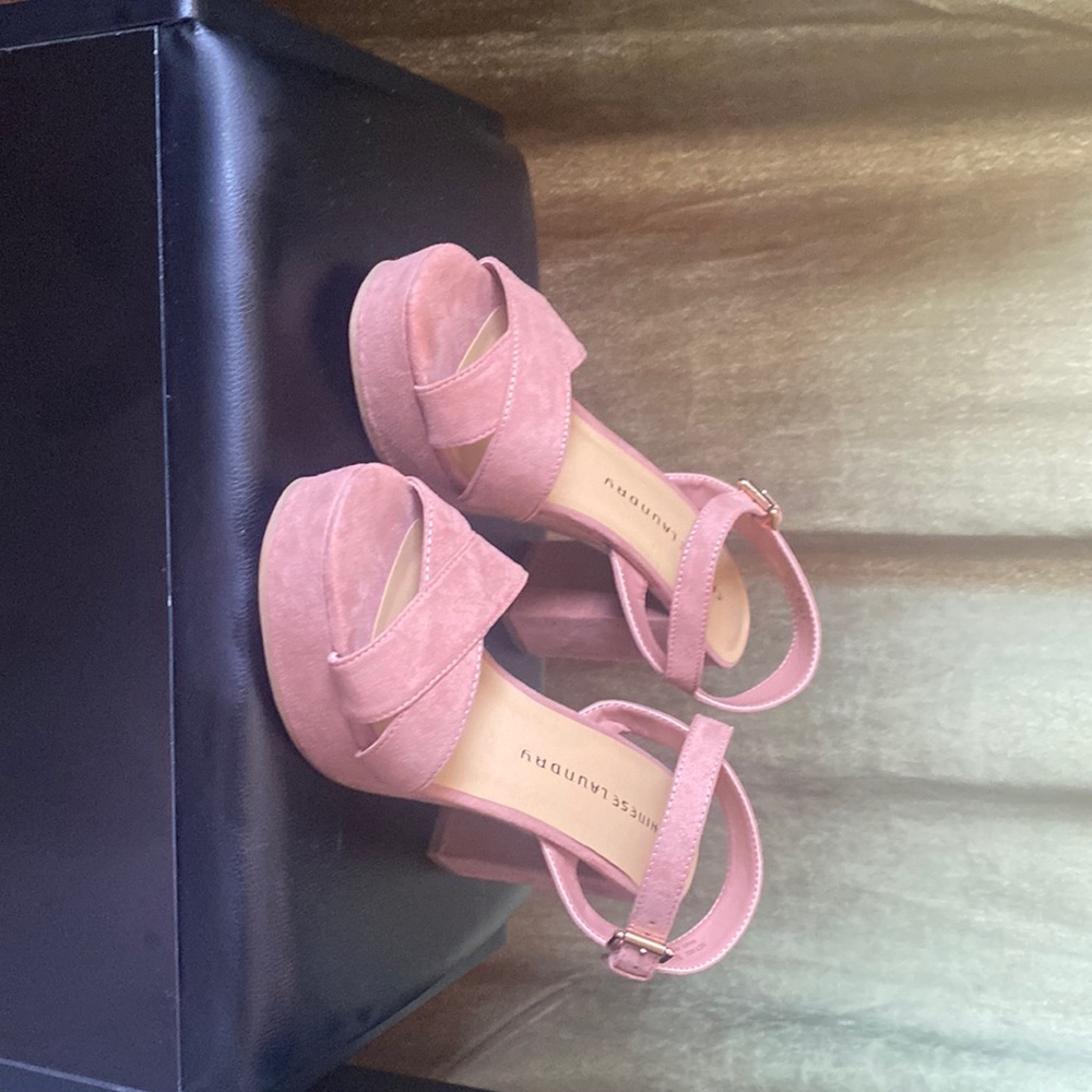 Chinese Laundry pink suede heels